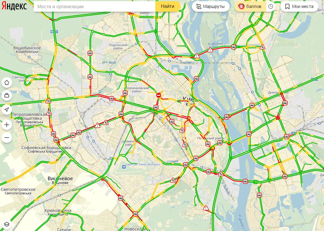 Пробки в Киеве достигли 8 баллов