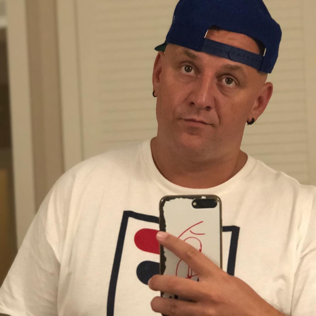 "Містер Пропер": Потап збрив бороду, викликавши у шанувальників смішні асоціації