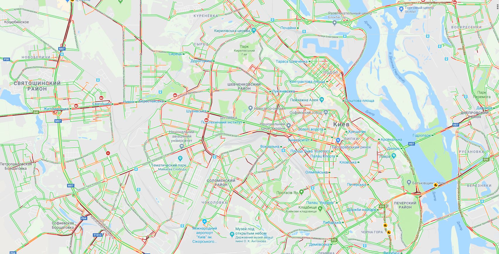 На дорогах Києва утворилися численні затори
