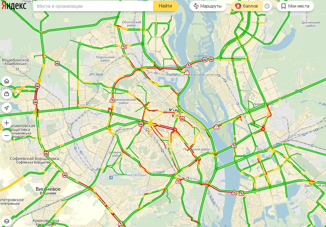 Пробки в Киеве достигли 8 баллов