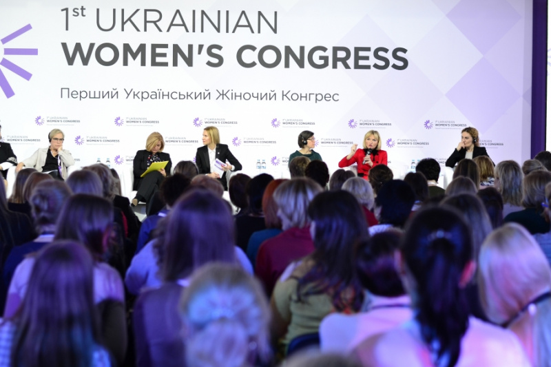 В Украине ежегодно 3 млн детей становятся свидетелями и жертвами домашнего насилия, - Луценко