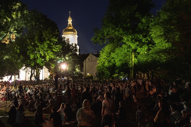 Концерт New Era Orchestra на закритті фестивалю Bouquet Kyiv Stage зібрав близько 2 тисяч глядачів