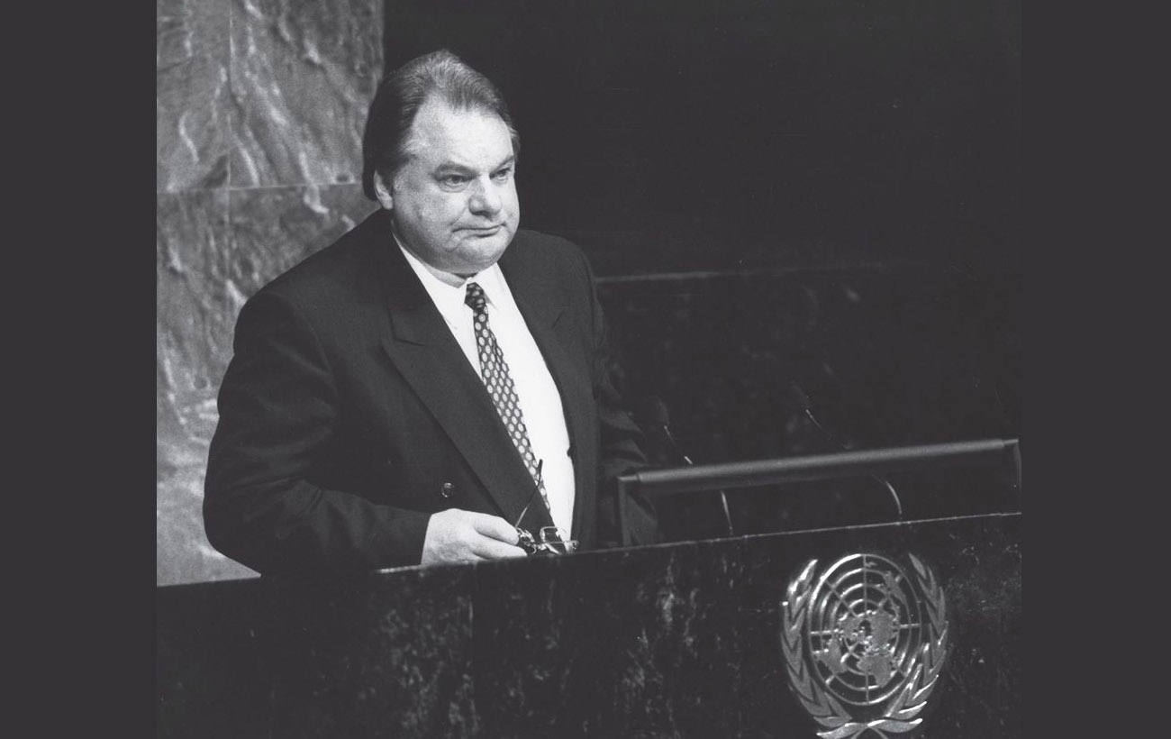 Четверть века с "Человеком года". Летопись современного успеха. История № 4: Геннадий Удовенко