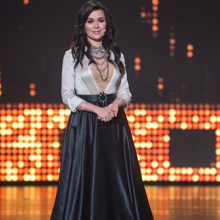 Стала відома захмарна вартість лікування Заворотнюк