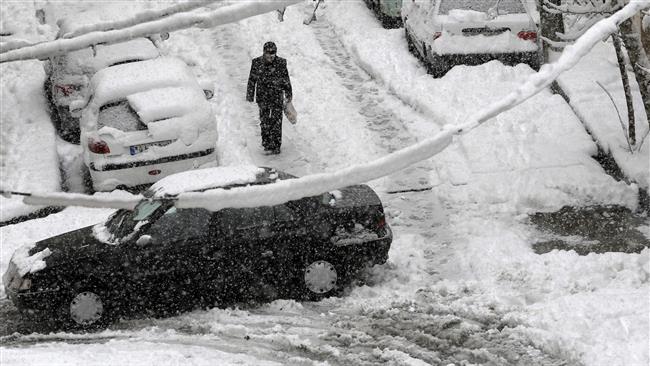 Снігопад в Ірані засипав Тегеран і порушив транспортне сполучення