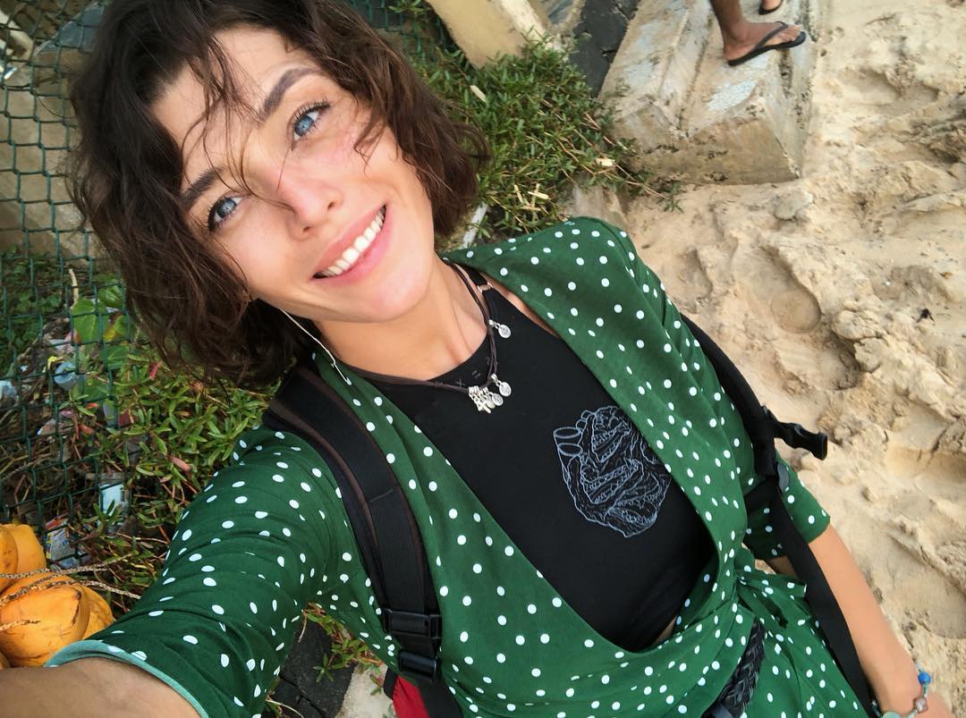 Самые красивые ножки: звезда &quot;Орла и Решки&quot; восхитила романтичным образом