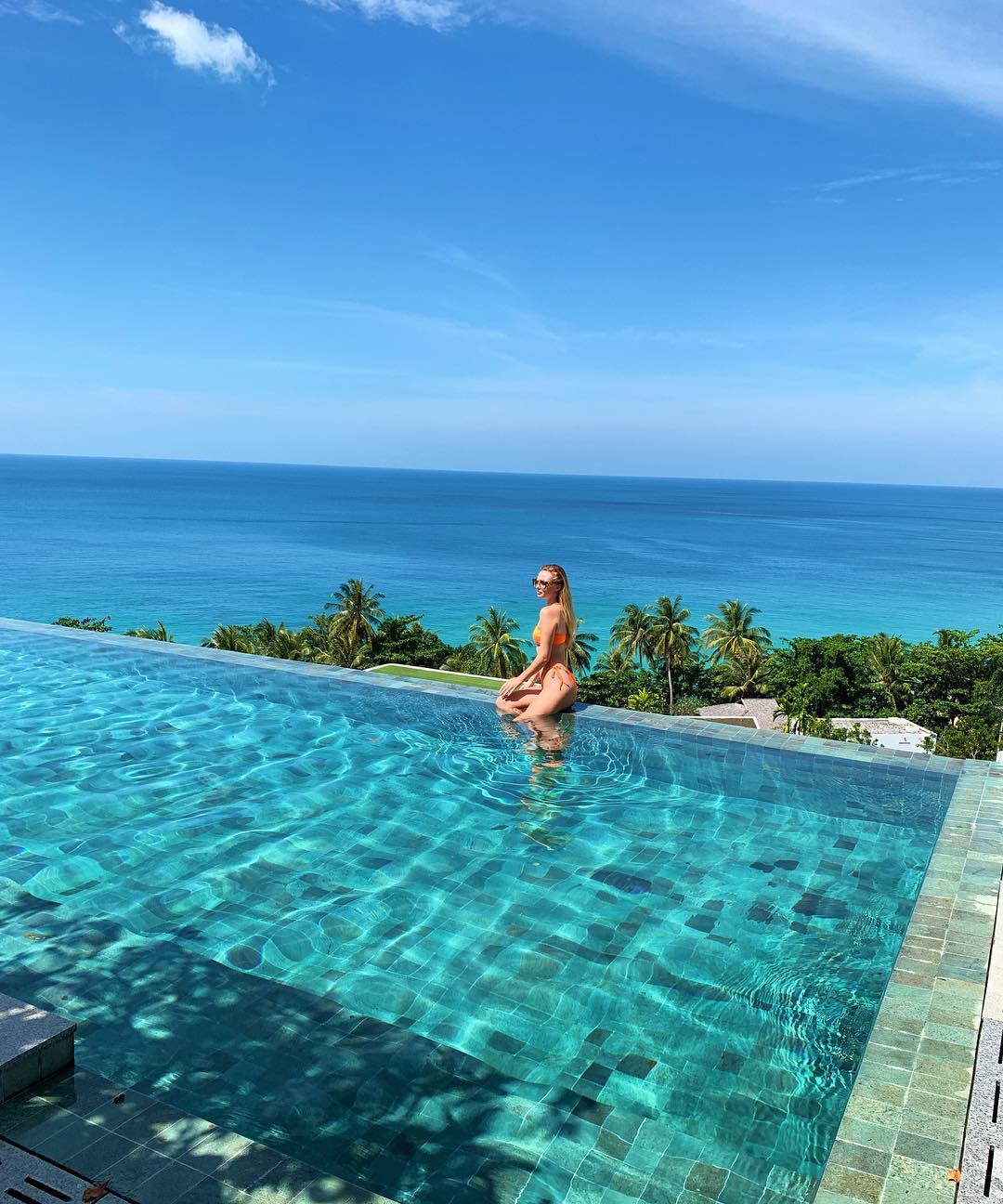 "Схудла на 10 кг": дружина Тищенко поділилася яскравими фото з Таїланду