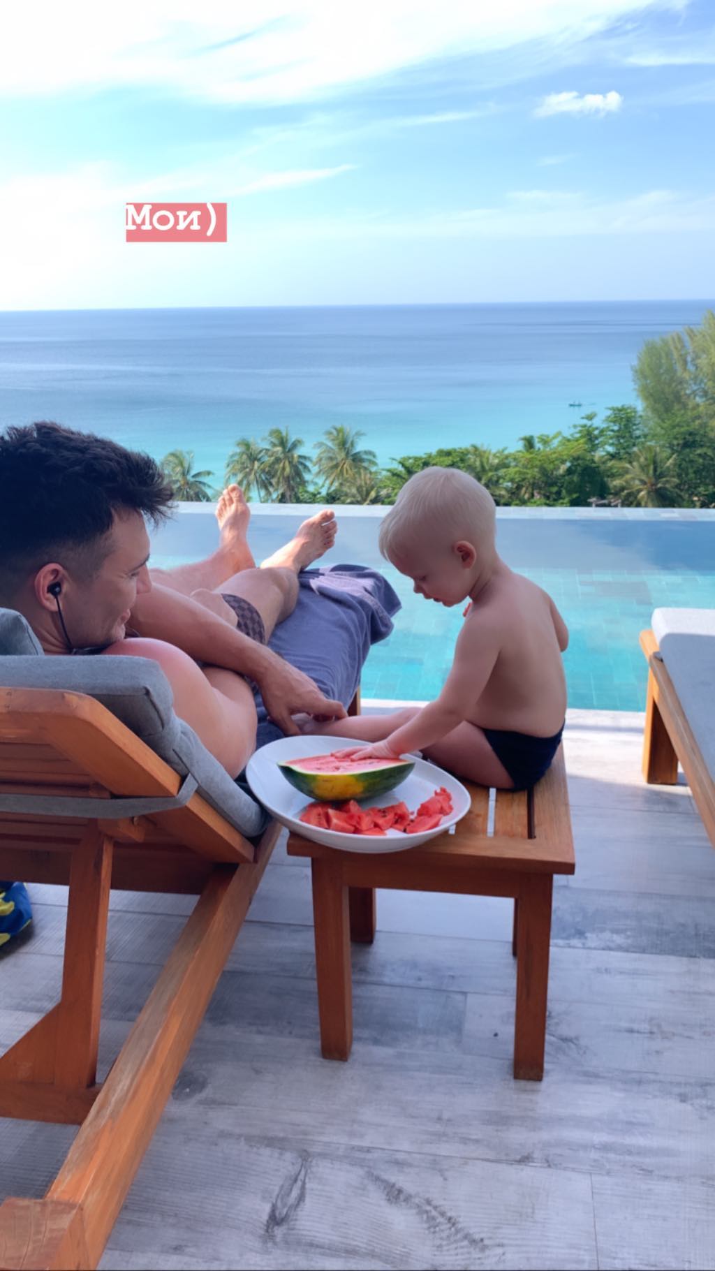 Жена Тищенко в купальнике показала, как носить анималистичный принт