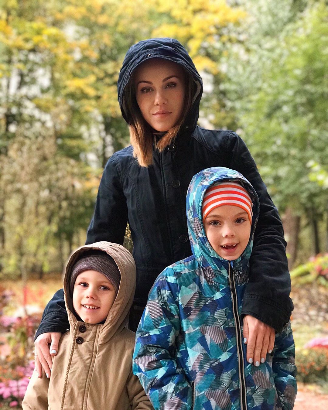 Alyosha розповіла, із-за чого може просидіти за келихом вина до пізньої ночі