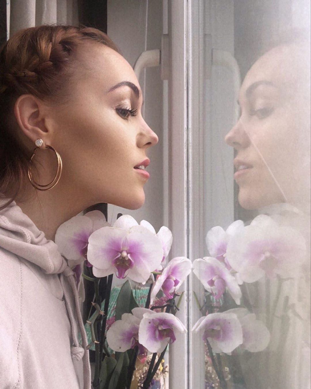 Время на себя: ALYOSHA поделилась своими ритуалами красоты