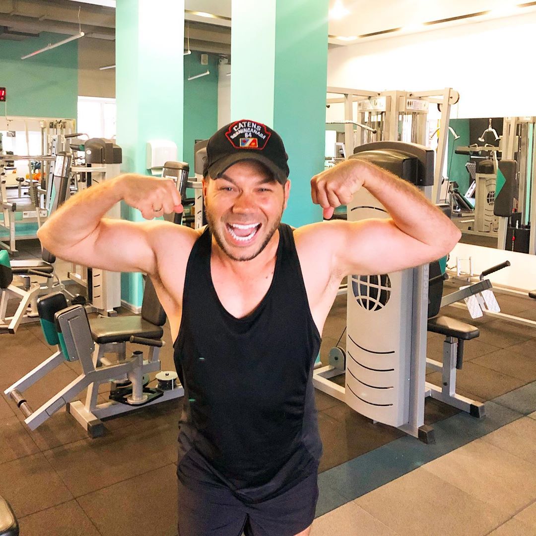 Международный день кошек: украинские звезды рассказали о пушистых любимчиках