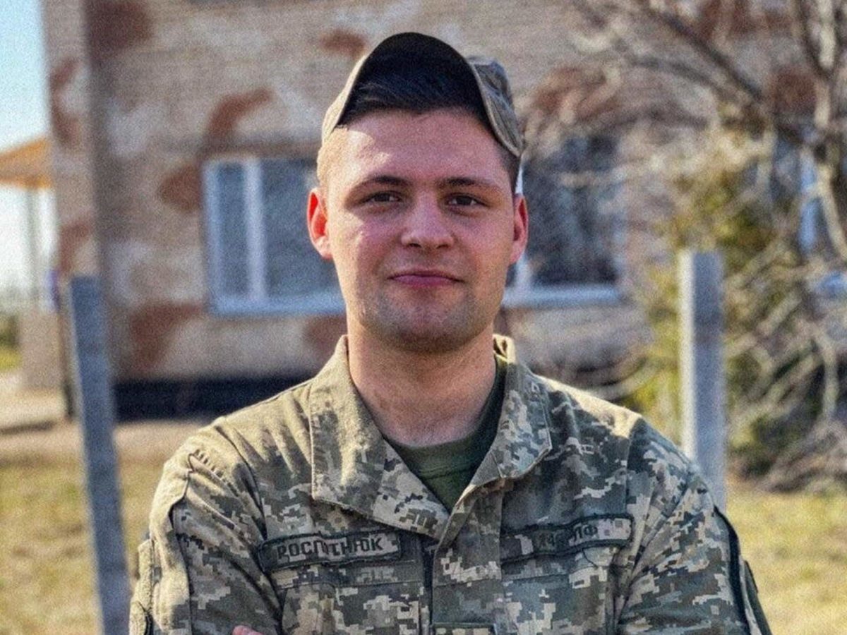 Шле з небес тепло свого серця: зворушлива історія життя загиблого курсанта з Ан-26