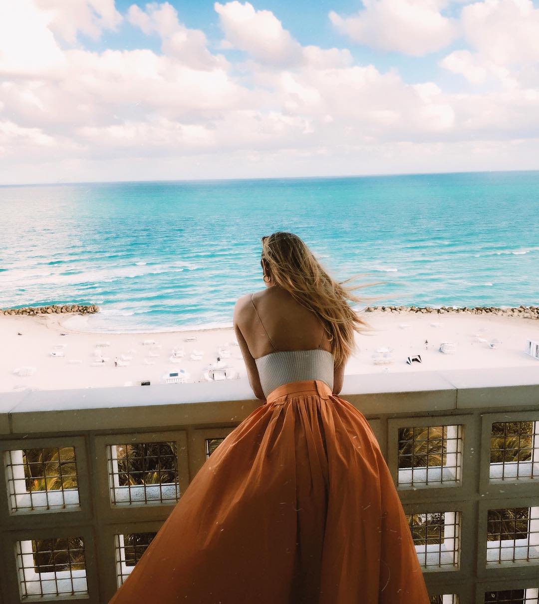 "Ангел" Victoria's Secret похвалилася розкішним тілом в бікіні