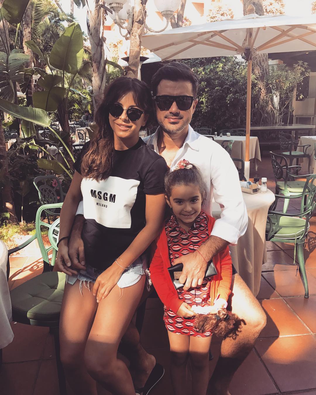 Вона не може без тебе: Мурата благають повернутися до Ані Лорак