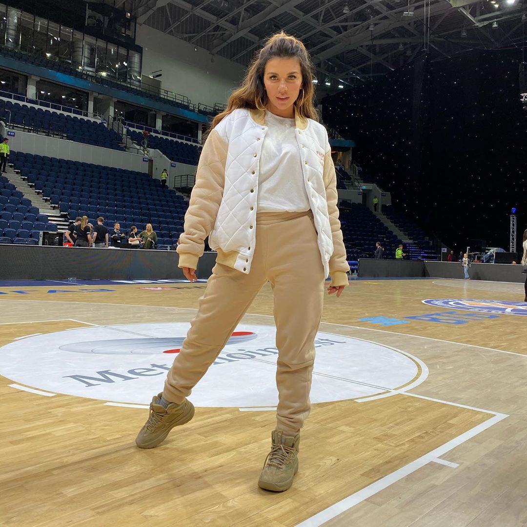 Экс-участница &quot;ВИА Гра&quot; закрутила роман с женатым мужчиной: фото