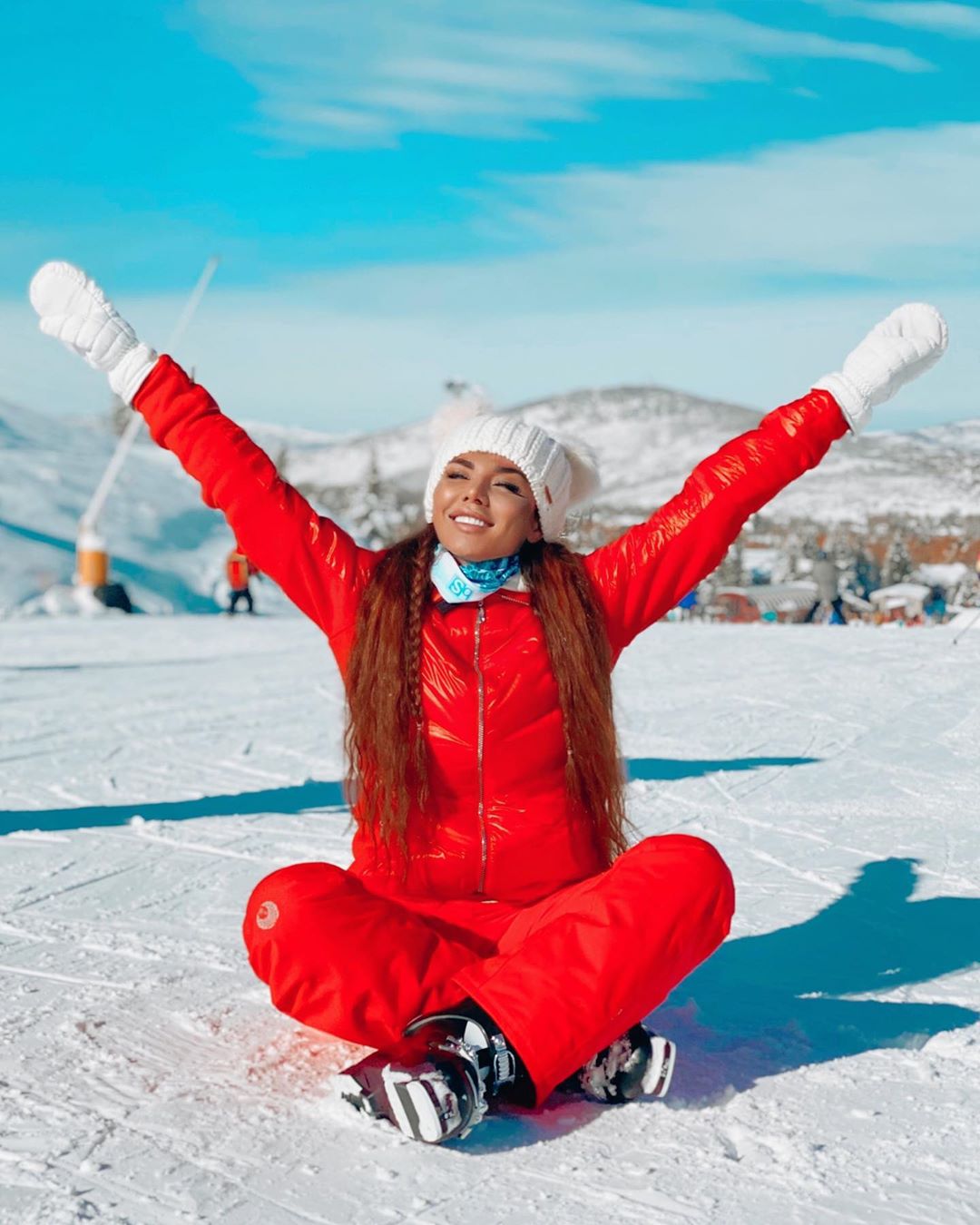 Трое детей от разных отцов: украинскую поп-диву поздравляют с новой беременностью