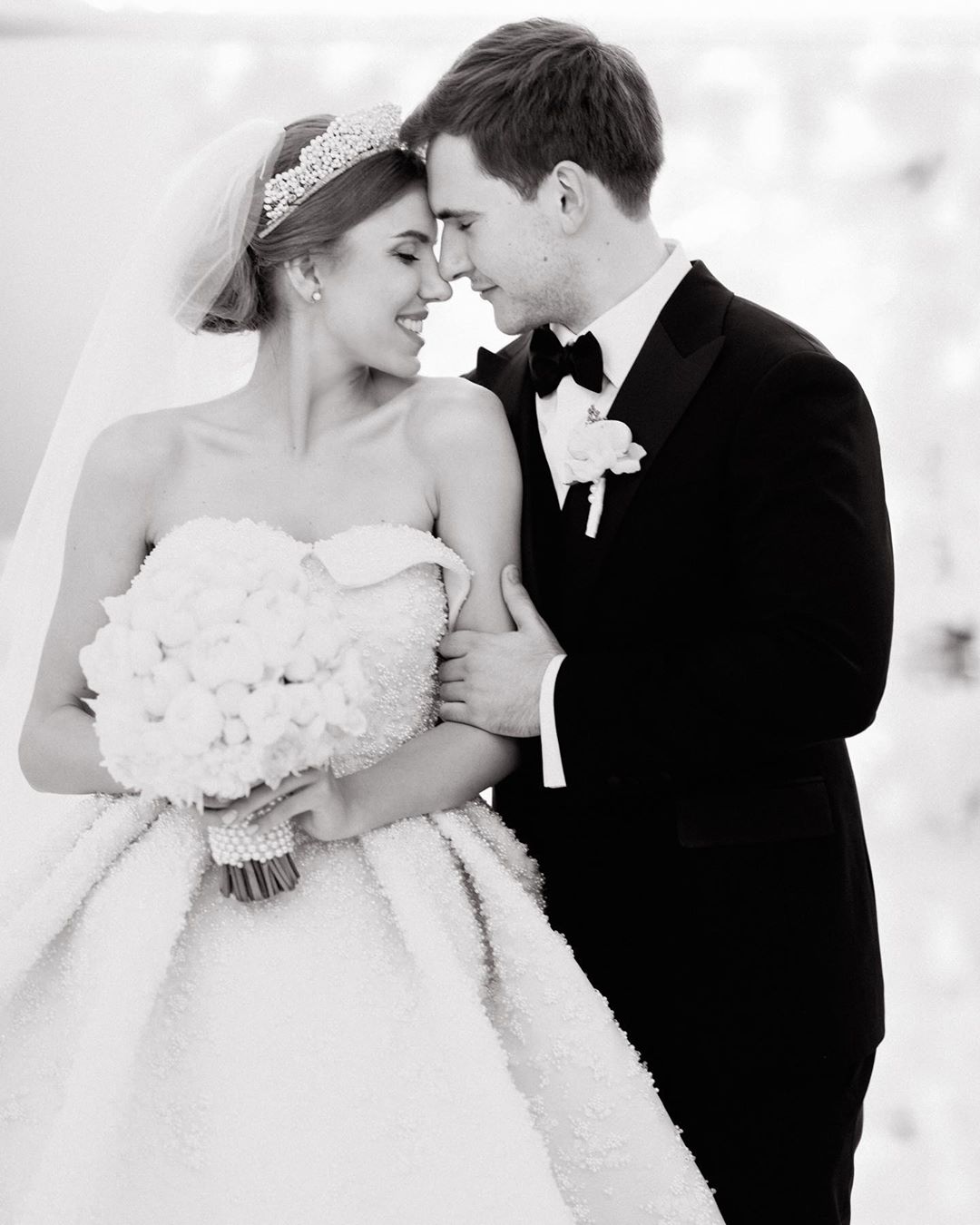 Як принцеса: Ассоль поділилася казковими фото зі свого пишного весілля