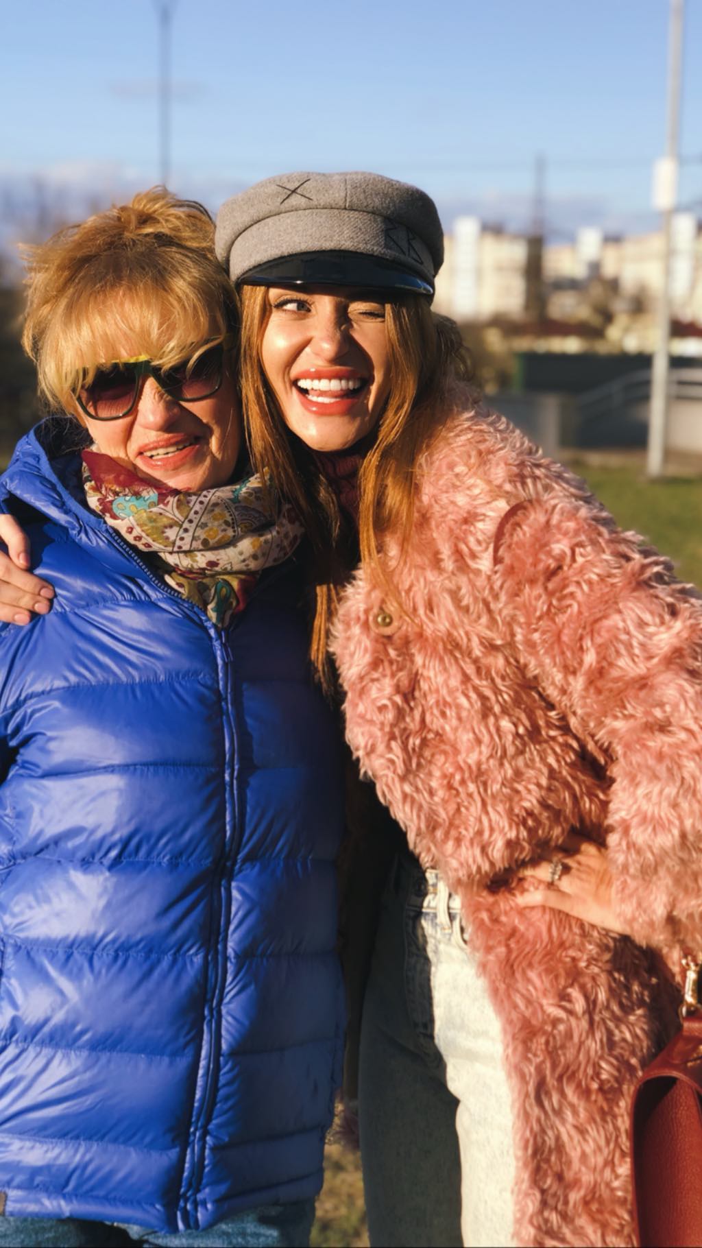 Слава Камінська з мамою