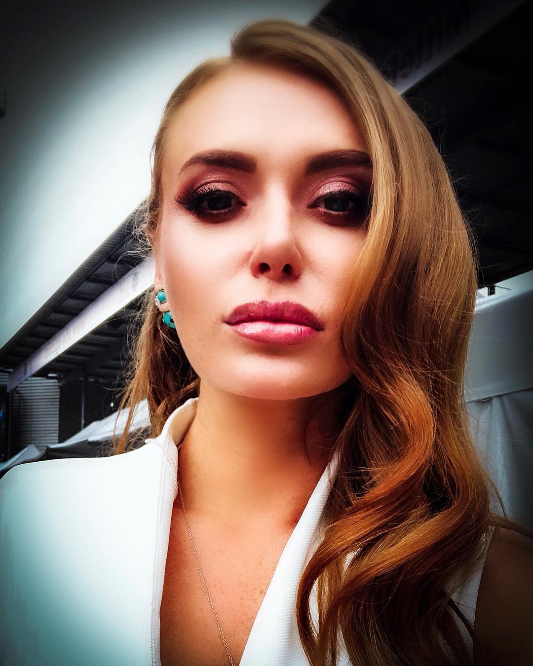 Стильна Слава Камінська