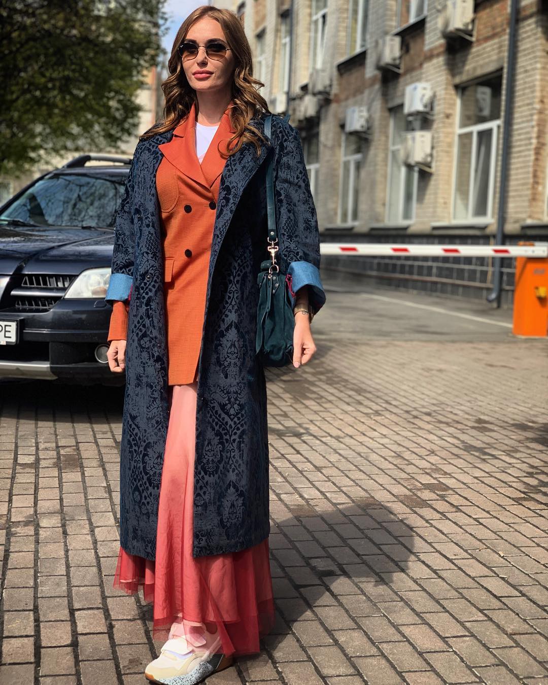 "Цыганка Сэра": Слава из НеАнгелов вызвала споры в сети новым образом