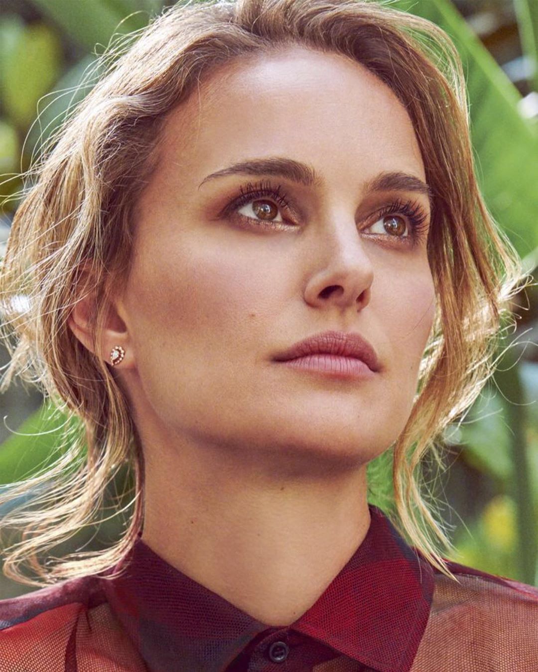 Жінка-вамп: 38-річна Наталі Портман красується на обкладинці глянцю в провокаційному образі