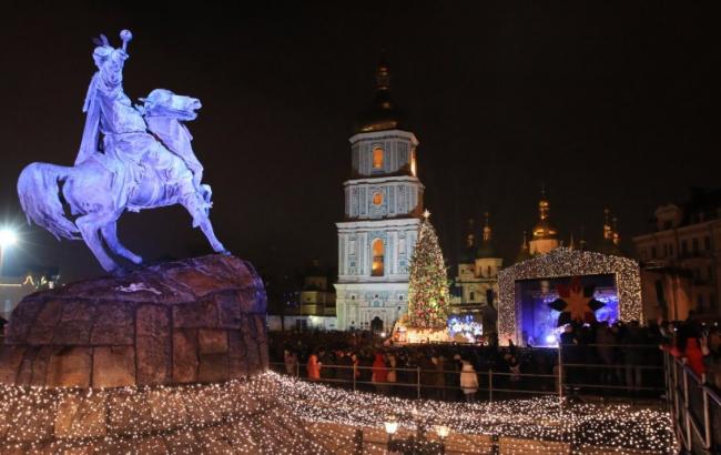 Празднование Нового года 2020: в Киеве ввели ряд строгих запретов