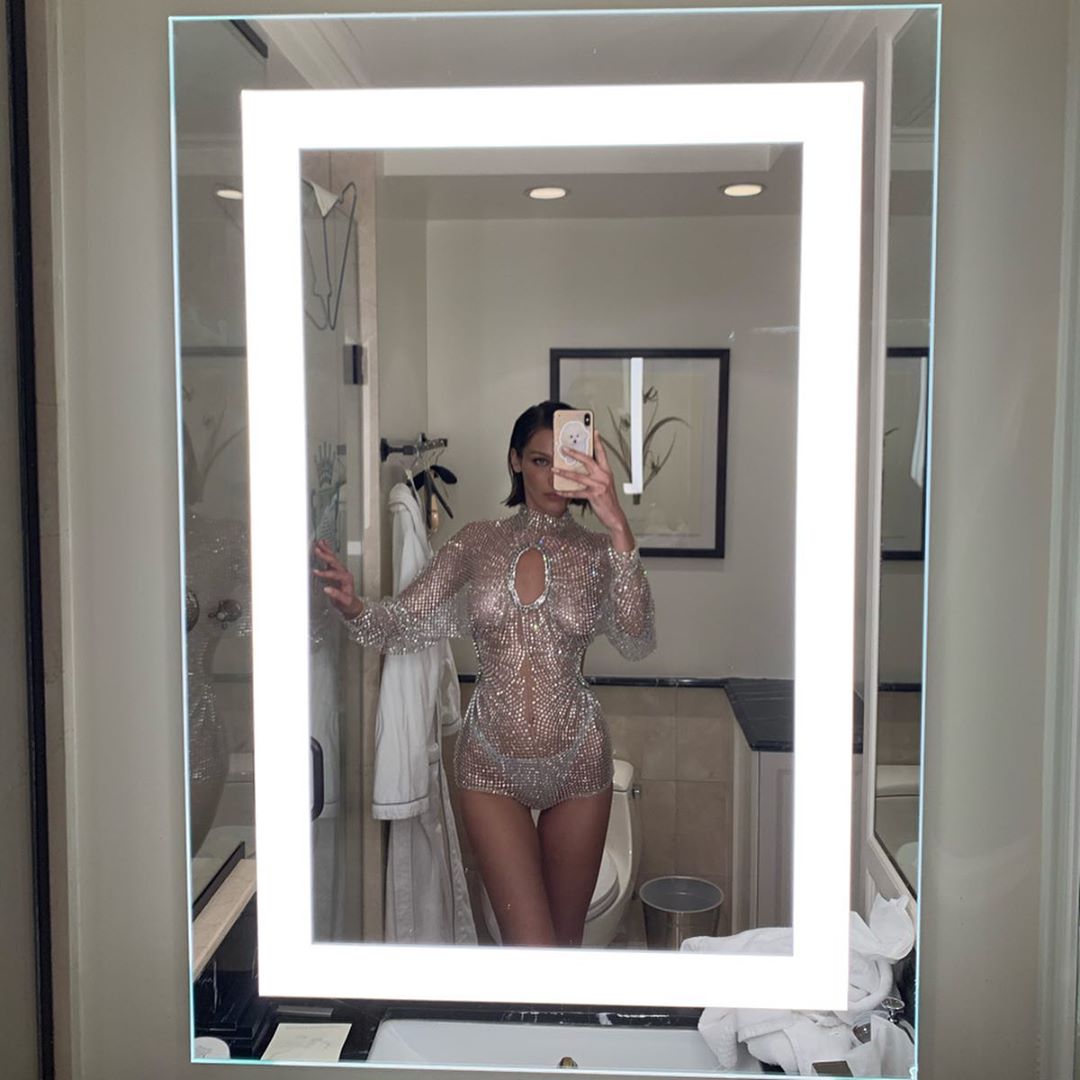 Саусақ массажы порно