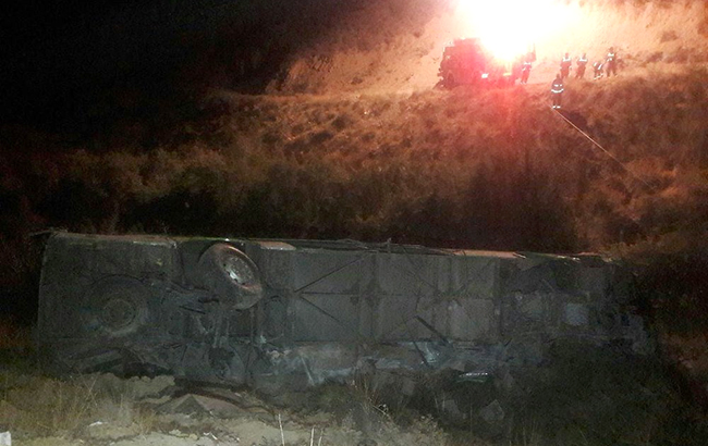 В Иране автобус с пассажирами упал в ущелье, погибли 11 человек