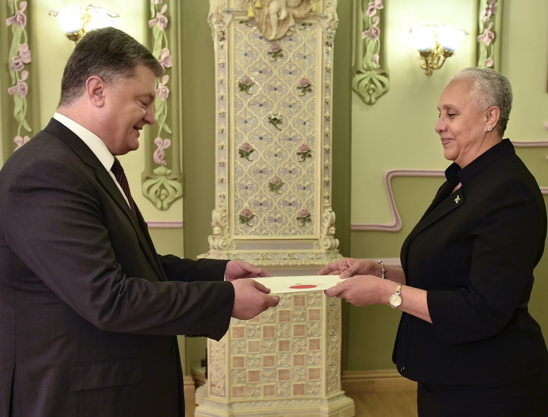 Порошенко прийняв вірчі грамоти у послів низки іноземних держав