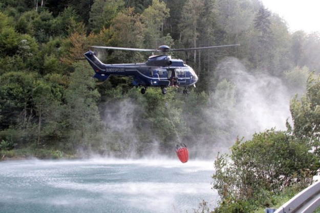 У Баварії спалахнула пожежа у горах