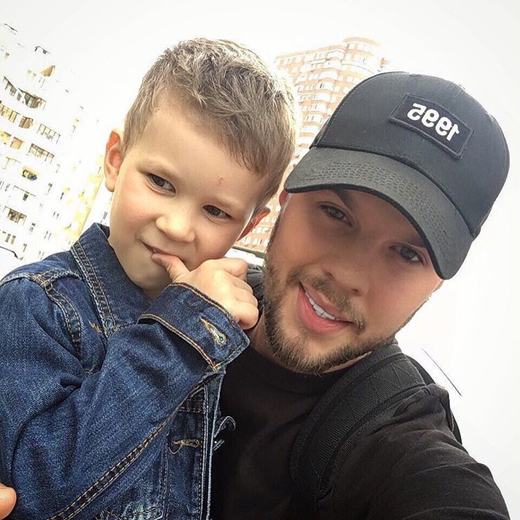 Ани Лорак закрутила роман с молодым незнакомцем: что о нем известно