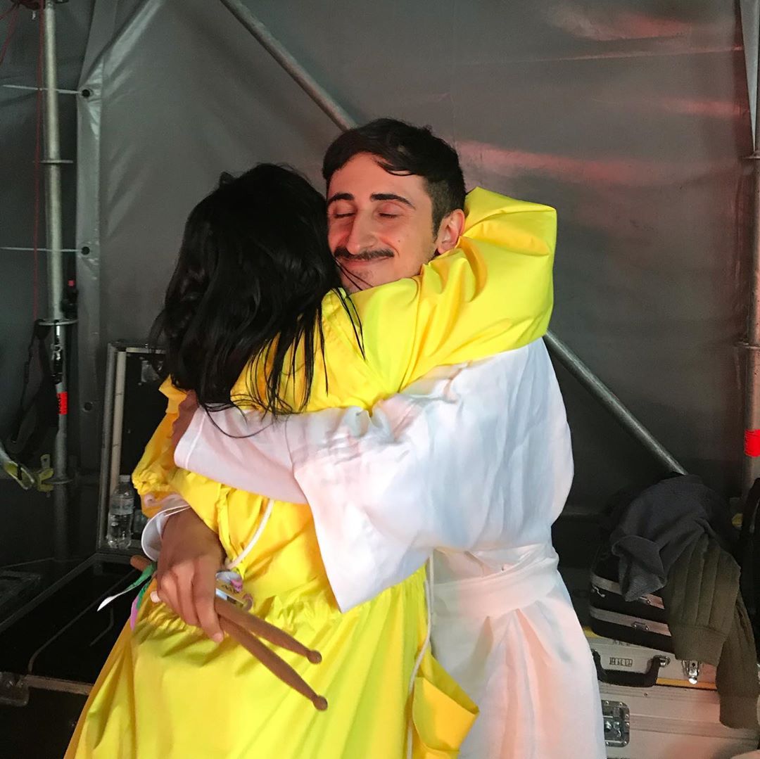 "Офигенный образ": Джамала вызвала восторг в сети "солнечным" появлением