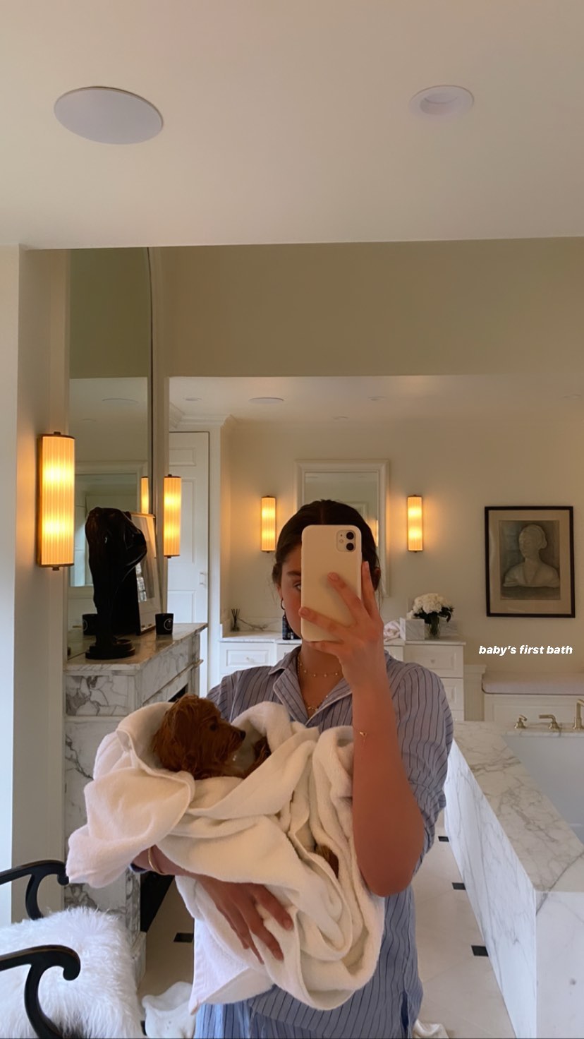 Кетрін Зета-Джонс з донькою викупала "малюка" Тейлора Дугласа (відео)