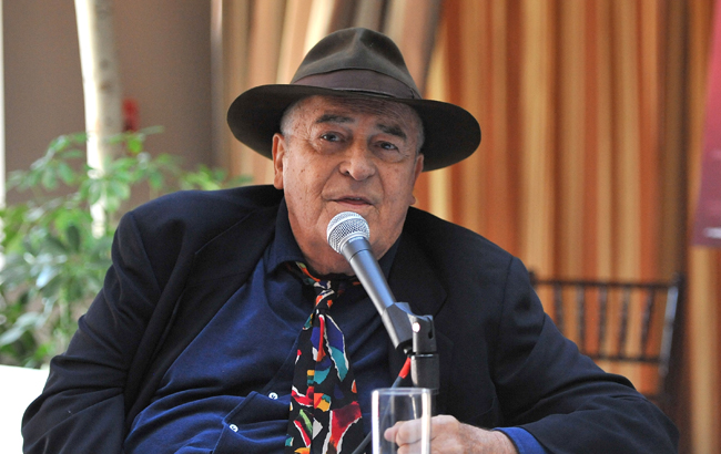 Умер легендарный кинорежиссер Бернардо Бертолуччи