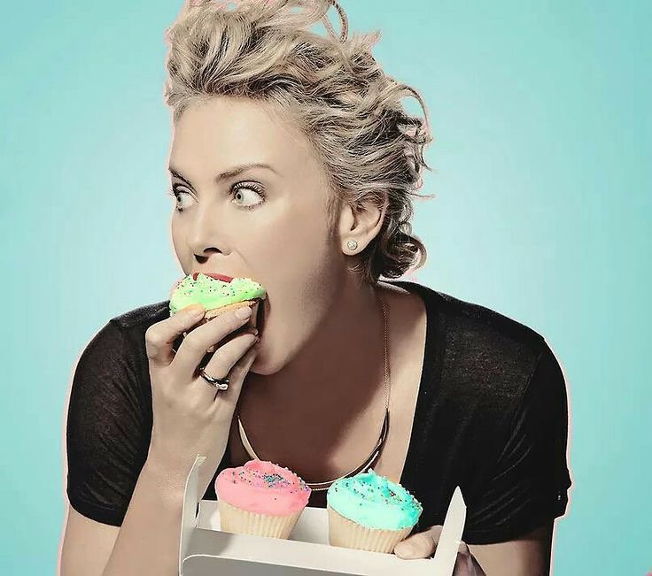 Уход за кожей и волосами: секреты красоты Шарлиз Терон