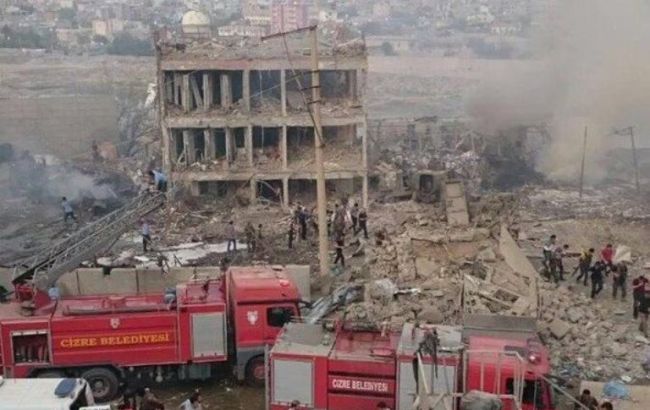 Новини України за 26-28 серпня: позов "Ощадбанку" до РФ і затримання ректора НАУ