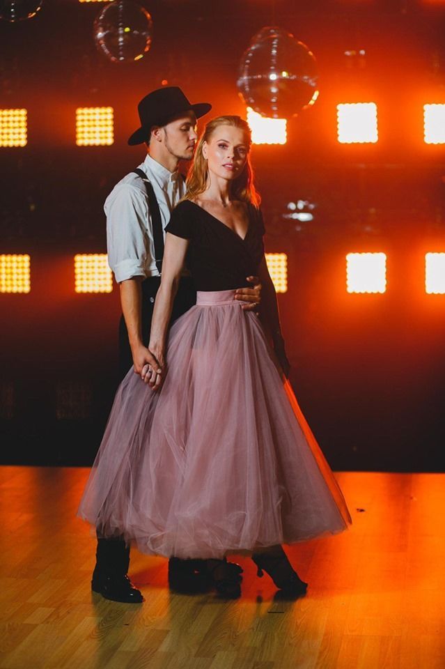 С кем Ольга Фреймут будет покорять паркет Танцев со звездами: первые фото и видео пары