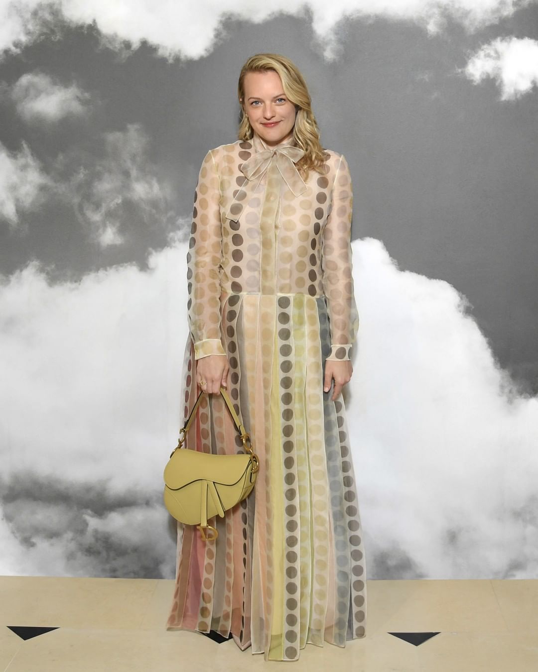 У всіх нарядах чудова: Наталія Водянова блищить в сукні Dior і капелюсі від українського дизайнера