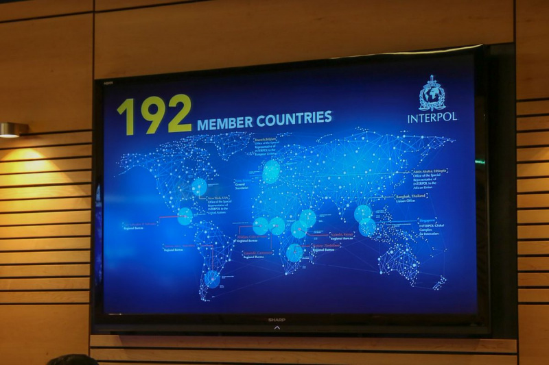 Україна обговорила з Інтерполом співробітництво у боротьбі з кібер - і наркозлочинами