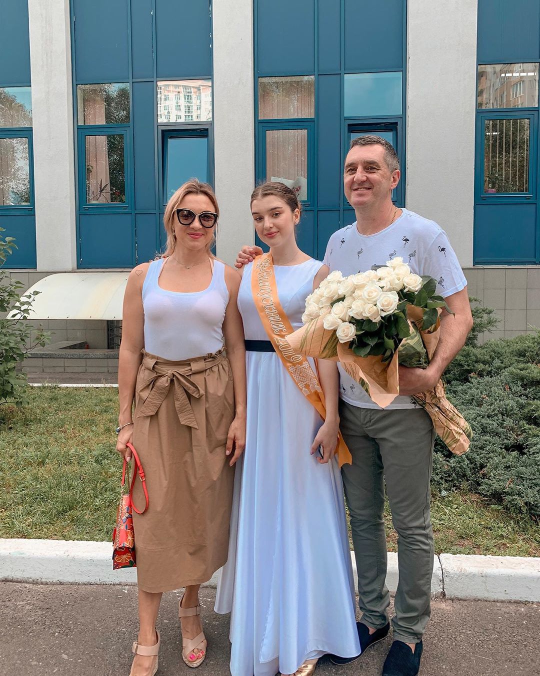 Последний звонок-2019: звезды с детьми отметили окончание учебного года (фото)