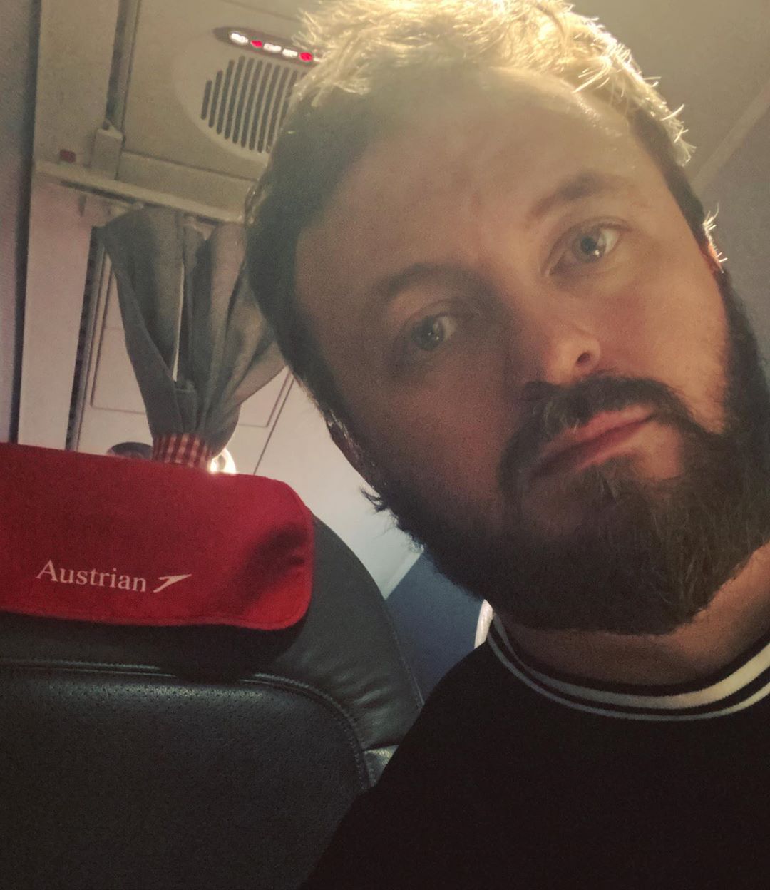 Ситуація нестандартна: DZIDZIO потрапив в халепу на борту літака