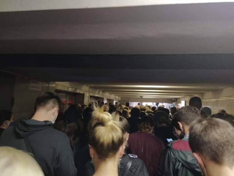 В метро Киева полный &quot;армагеддон&quot;: о карантине все забыли (фото)