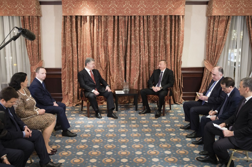 Порошенко обговорив з президентом Азербайджану розширення торговельно-економічного співробітництва