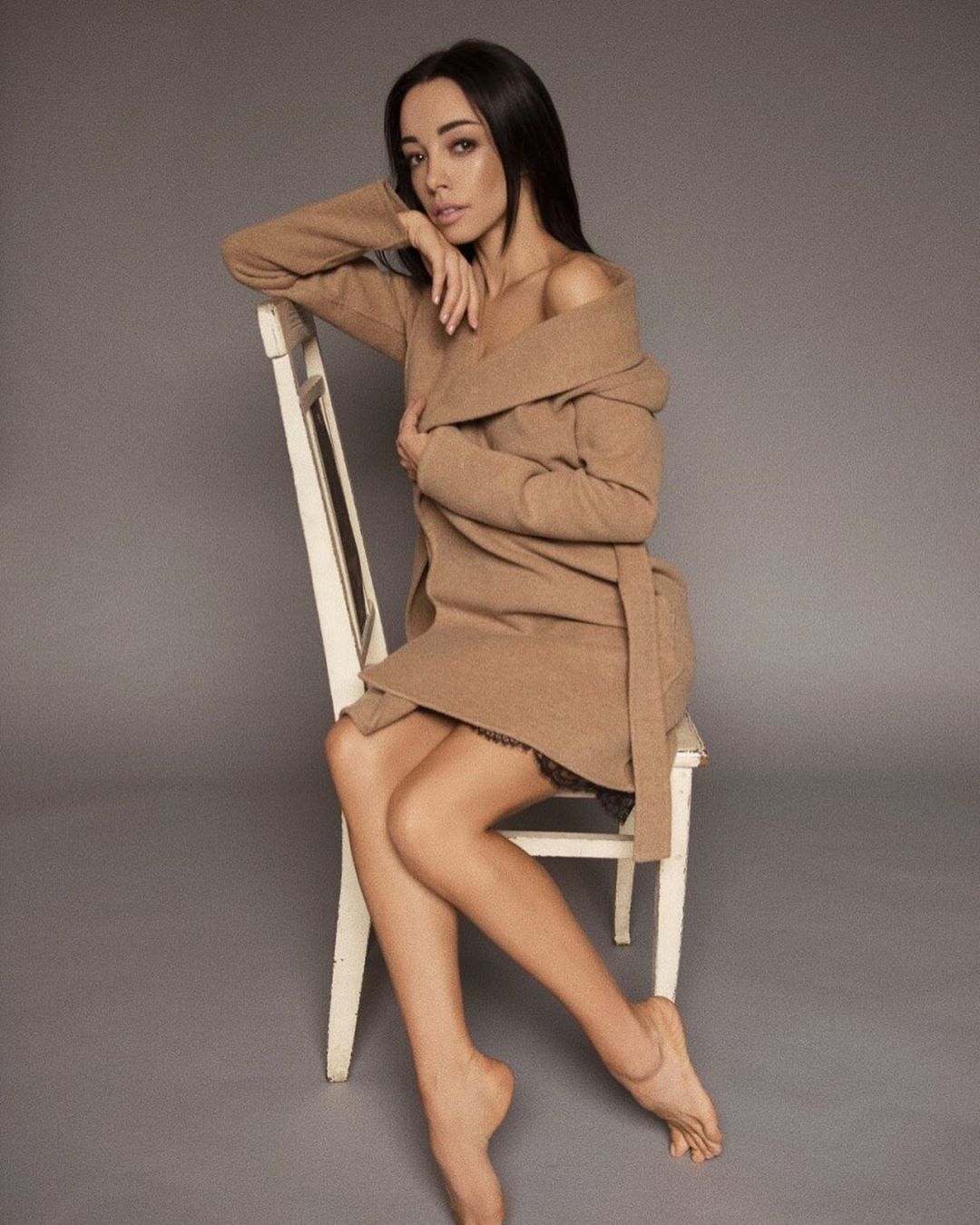 &quot;Вывела идеальную формулу&quot;: Екатерина Кухар поделилась секретом плоского животика