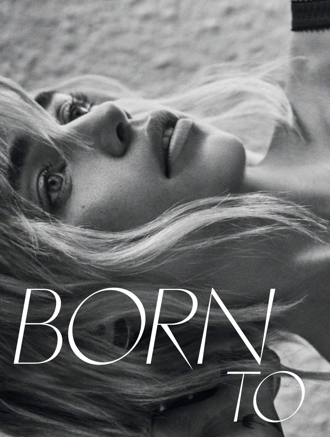 Звезда &quot;Игры престолов&quot; позировала для модного глянца в роскошных нарядах