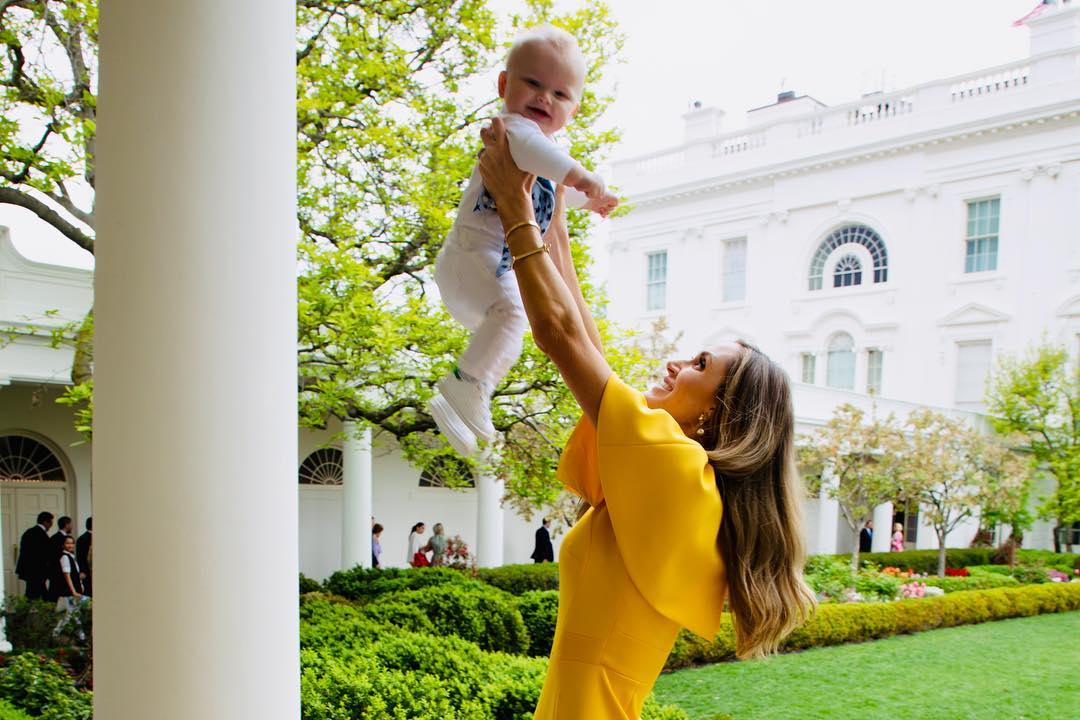 Дональд Трамп в десятый раз станет дедом: первые подробности