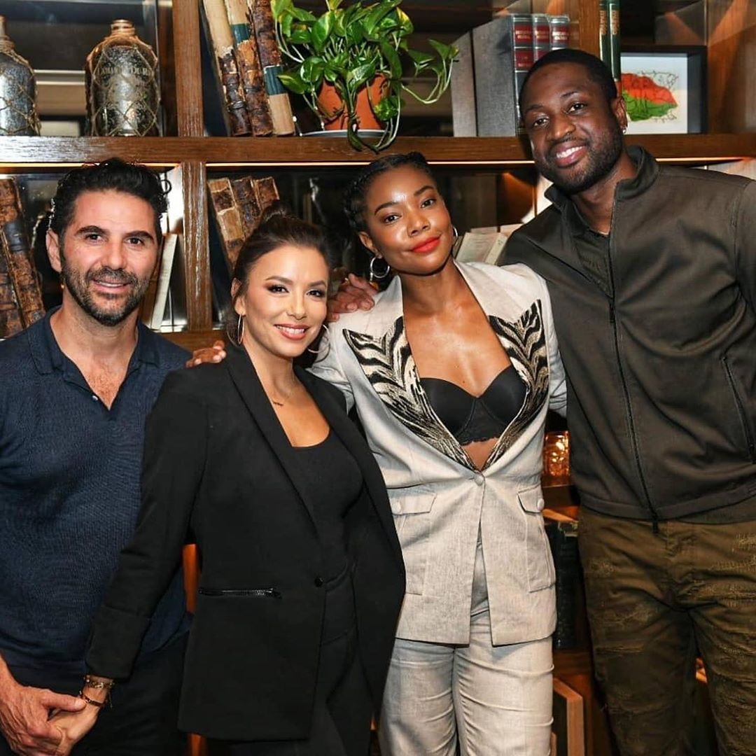 Вся семья в сборе: Ева Лонгория показала редкие кадры с мужем и сыном