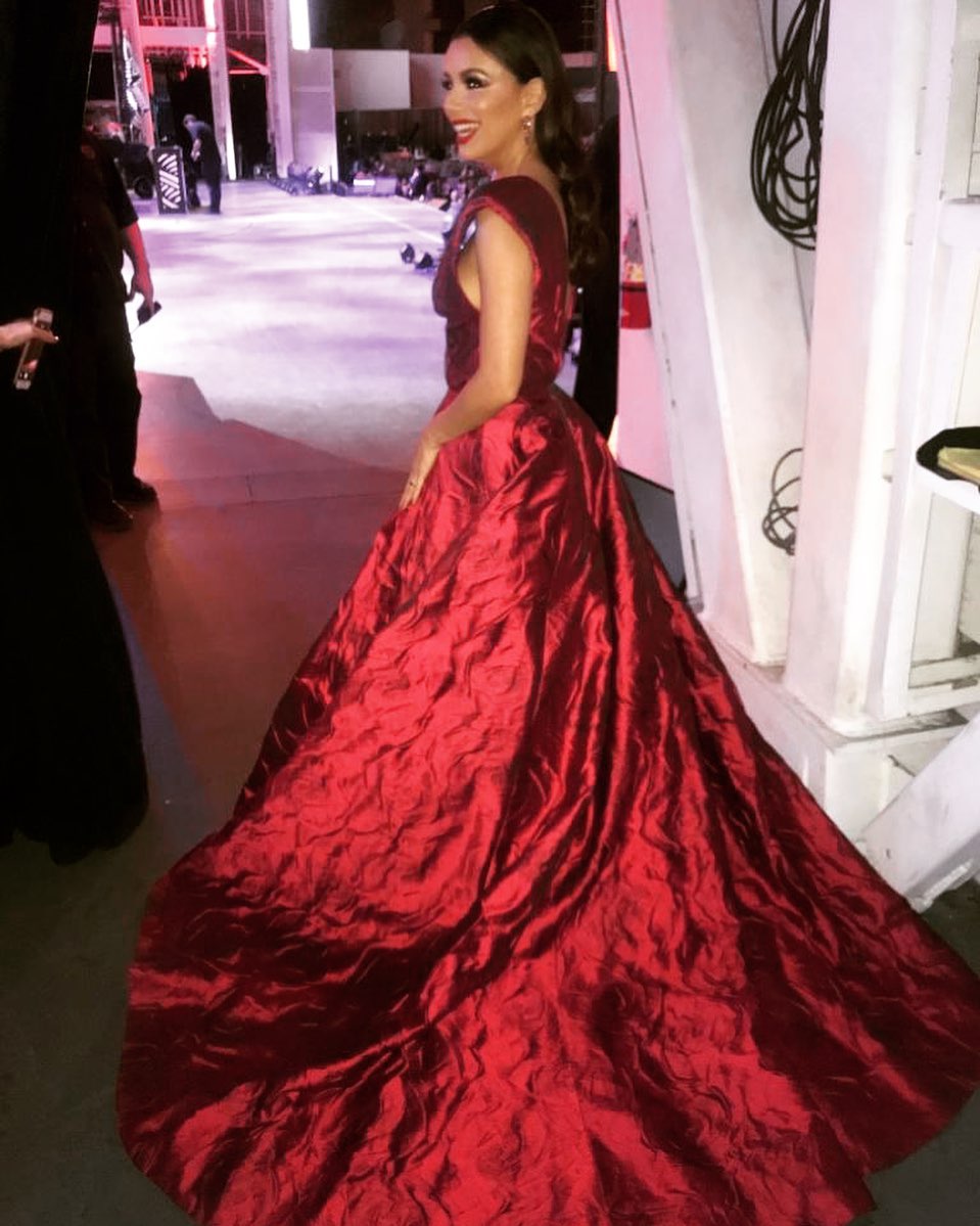 Это просто! 44-летняя Ева Лонгория раскрыла свой главный секрет красоты