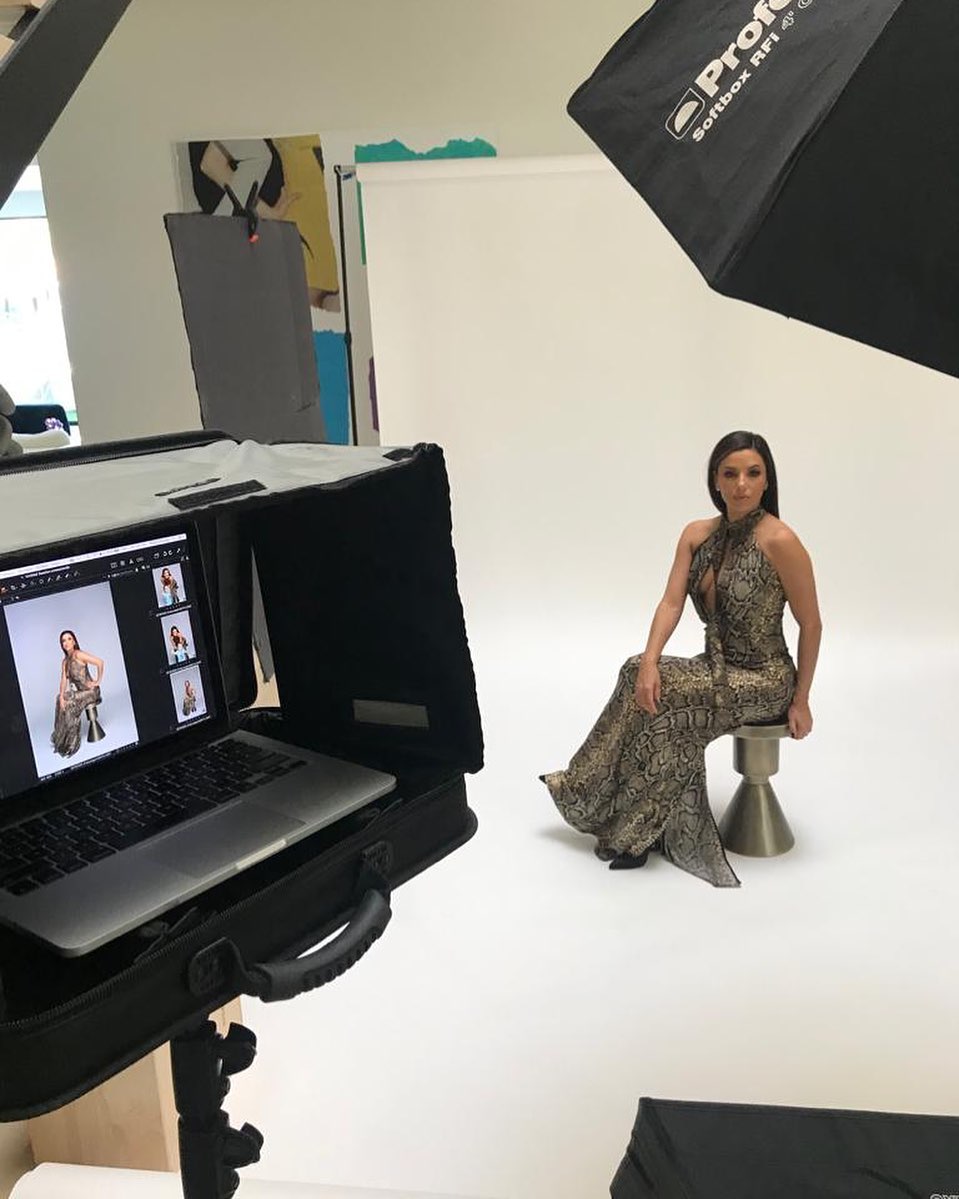 Безупречна с головы до ног: Ева Лонгория учит носить самый модный принт сезона