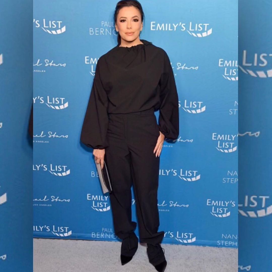 Стильна з голови до ніг: Єва Лонгорія показала бездоганний кежуал-образ на кожен день